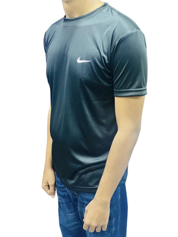 Nike Dri-Fit Men's T-Shirts - Image 3