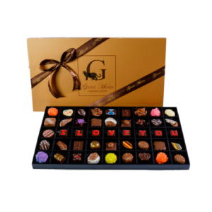 "I Love You" 45 Piece Classic Wooden Chocolate Box