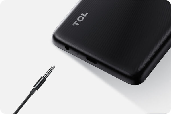 TCL 501 2GB 32GB Mobile Phone