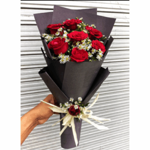 7 Red Rose Flower Bunch
