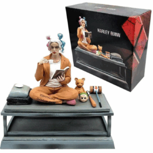 DC Suicide Squad Harley Quinn Sitting Posture Figure